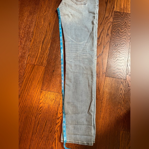 True Religion BILLIE MID RISE STRAIGHT JEAN Size 27 Light Wash Denim - Picture 11 of 11